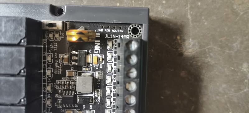 【麥蔻嚴選】JLinG直銷國產PLC 2討FX1N-14MR帶數顯 1討FX1N-06MR帶數顯 拆機件 成 | 露天市集 | 全台最大的網路購物市集