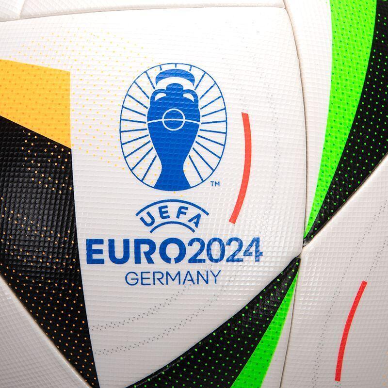Adidas阿迪達斯5號球足球2024夏季新款運動比賽訓練用足球IN9365 | 露天市集 | 全台最大的網路購物市集