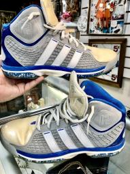 Adidas store howard 5