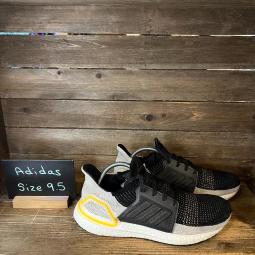 adidas gazelle silver green womens ADI Ultra Boost 男士绿色跑鞋44.90 main image 1