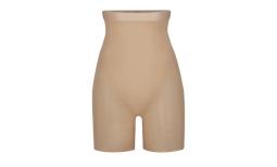 NWOT SKIMS Maternity Sculpting Short Mid Thigh in Sand 4X/5X