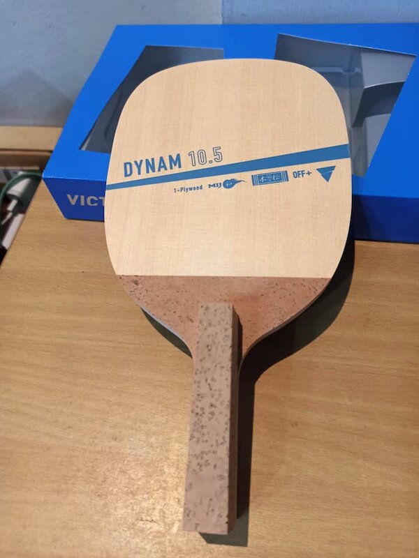 ヴィクタス 卓球 ラケット  DYNAM 10.5／ダイナム 10.5／日本式角型ペン（300061）