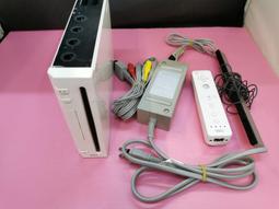 二手良品-任天堂Wii主機(日本國內專用機)+左右手各1(配件齊全)贈送 