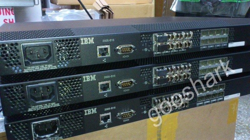 IBM IBM 23R0594 SAN16B-2 Interrupteur 8-SFP 4GB Kit Neuf 2005-16B W/O Rails 