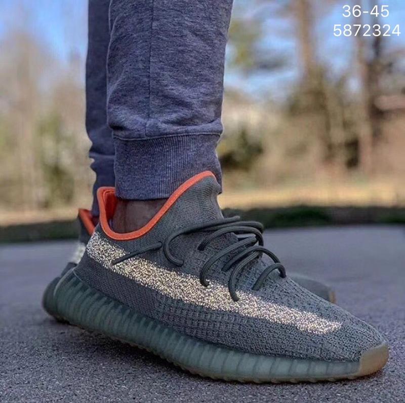 新品上市Adidas Yeezy Boost 350 V2“Desert Sage 椰子350二代鏤空跑鞋