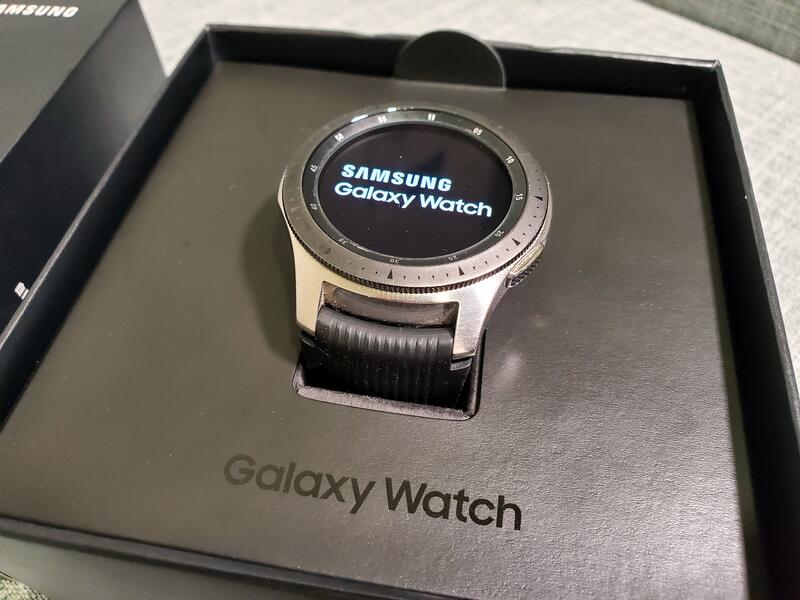 SAMSUNG Galaxy Watch 46mm LTE版本 盒裝配件完整
