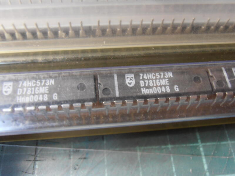 74HC573N 74HC573P DIP20 PHILIPS/ TI / HITACHI | 露天市集 | 全台最大的網路購物市集