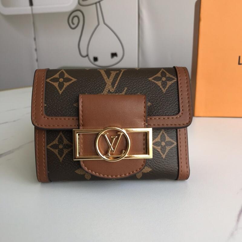 Louis Vuitton Dauphine Compact Wallet 2020 Ss, Brown