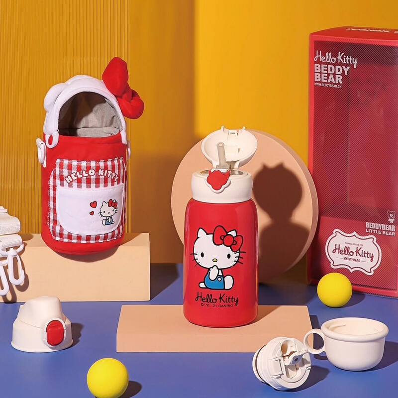 【杯具熊】四葉草兒童保溫杯 經典kitty紅、經典kitty白 (保溫杯、毛絨杯袋、316不鏽鋼、630ml)