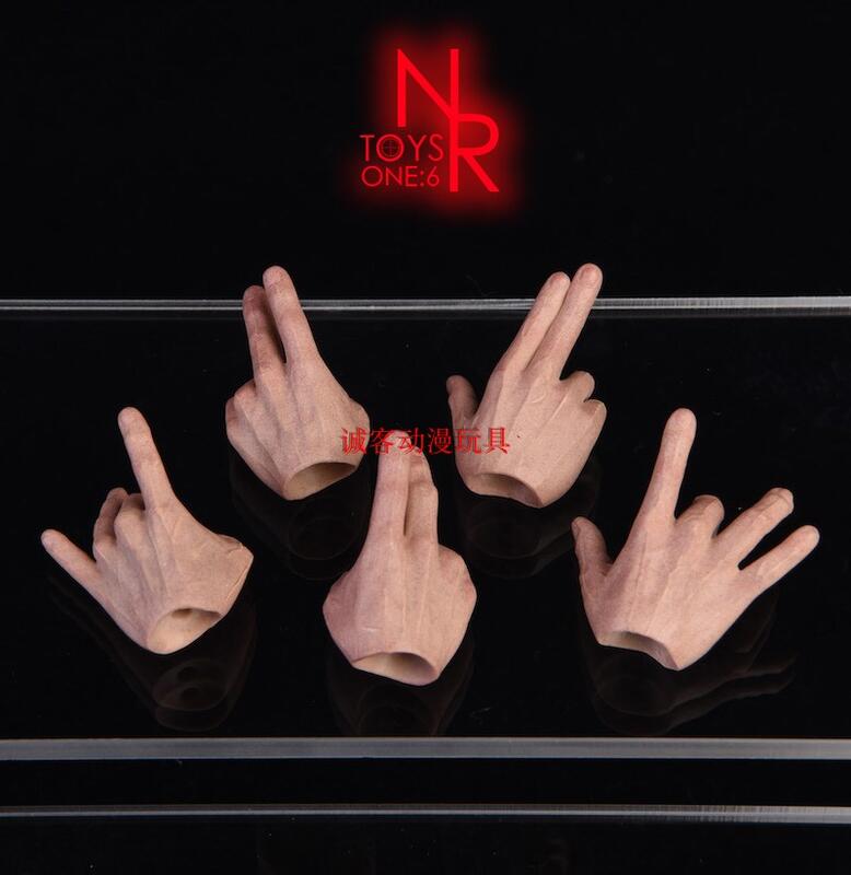 上新推薦】NRTOYS NR14 1/6 兵人加藤鷹金手指手型適合多種男兵人素體 