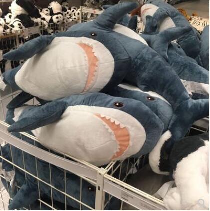 【新品上市】鯊魚娃娃 鯊魚抱枕 鯊魚玩偶 靠枕玩偶娃娃